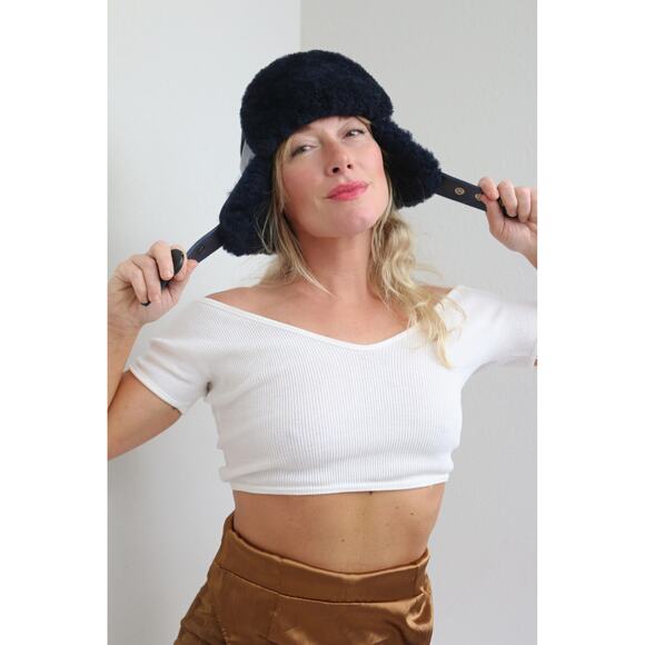 1990's Vintage Trapper Vinyl & Faux Fur Navy Hat ~ Unisex Trooper Cap ~ Aviator - Picture 1 of 7